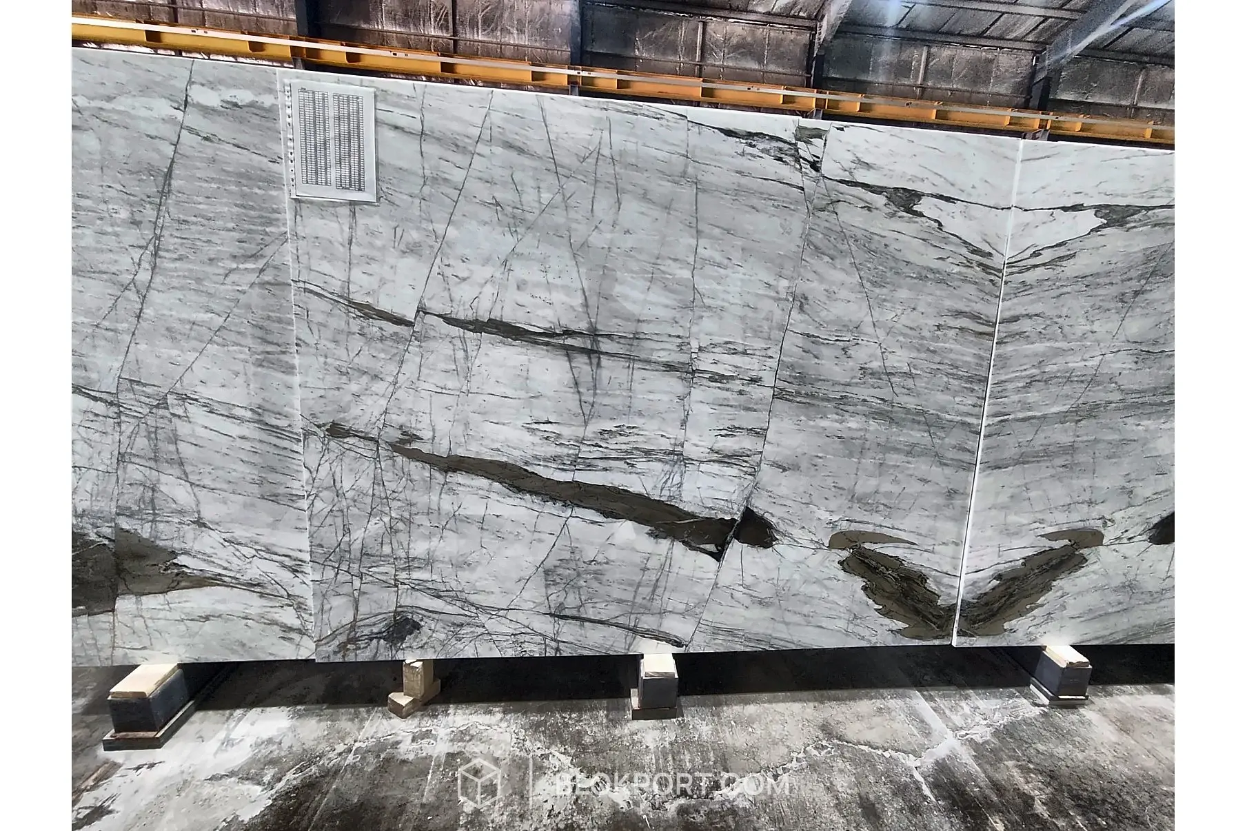 Calacatta Corchia Polished