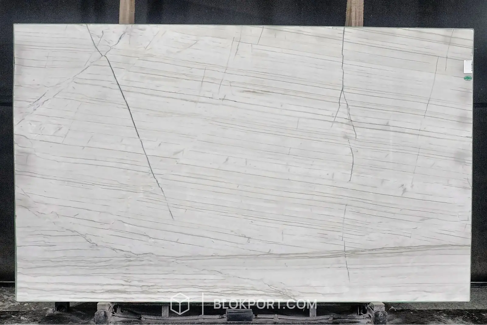 Lux White Polished