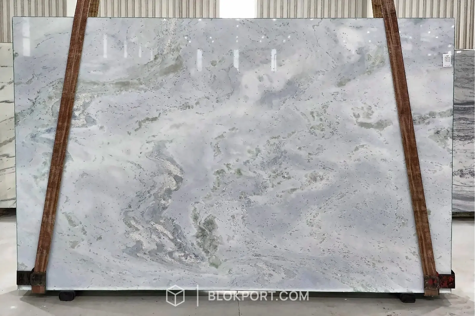 Everest Polished