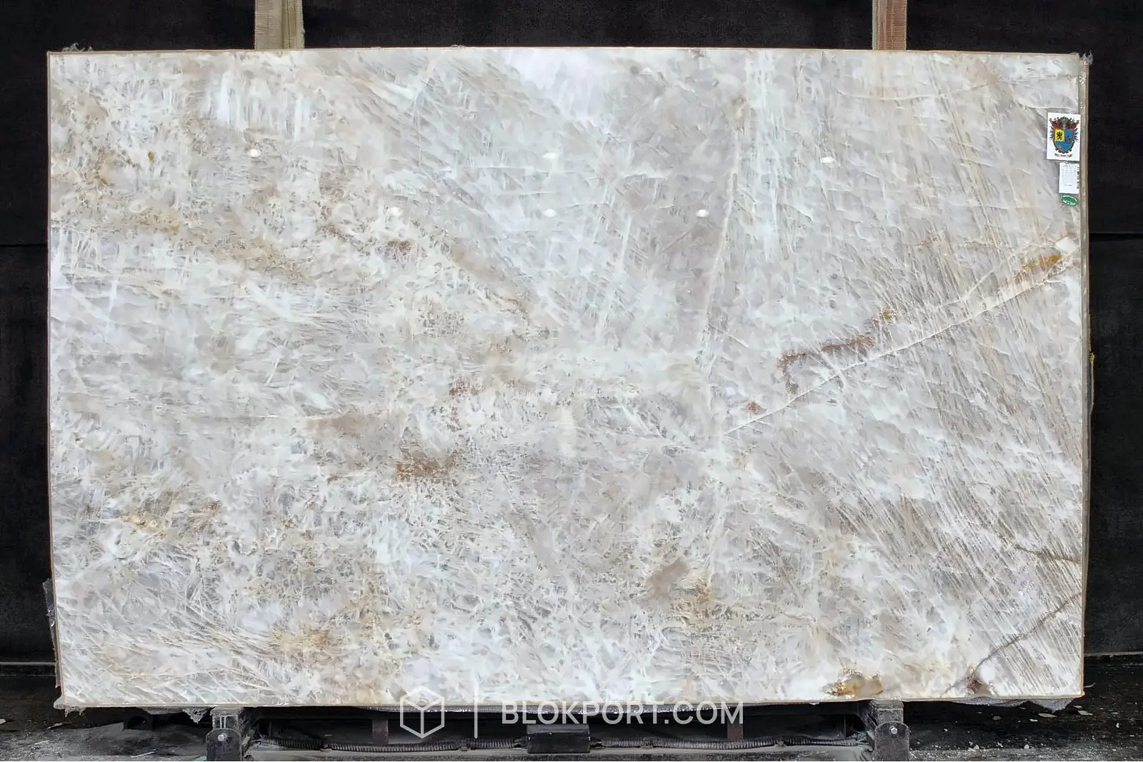 Cristallo Quartzite Polished