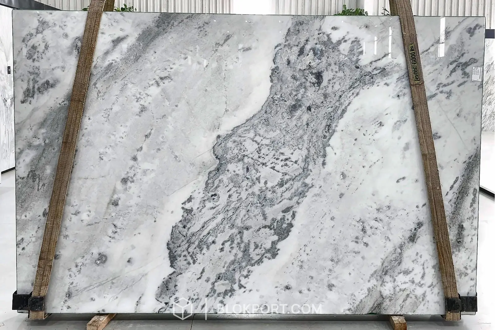 Cachoeiro Polished