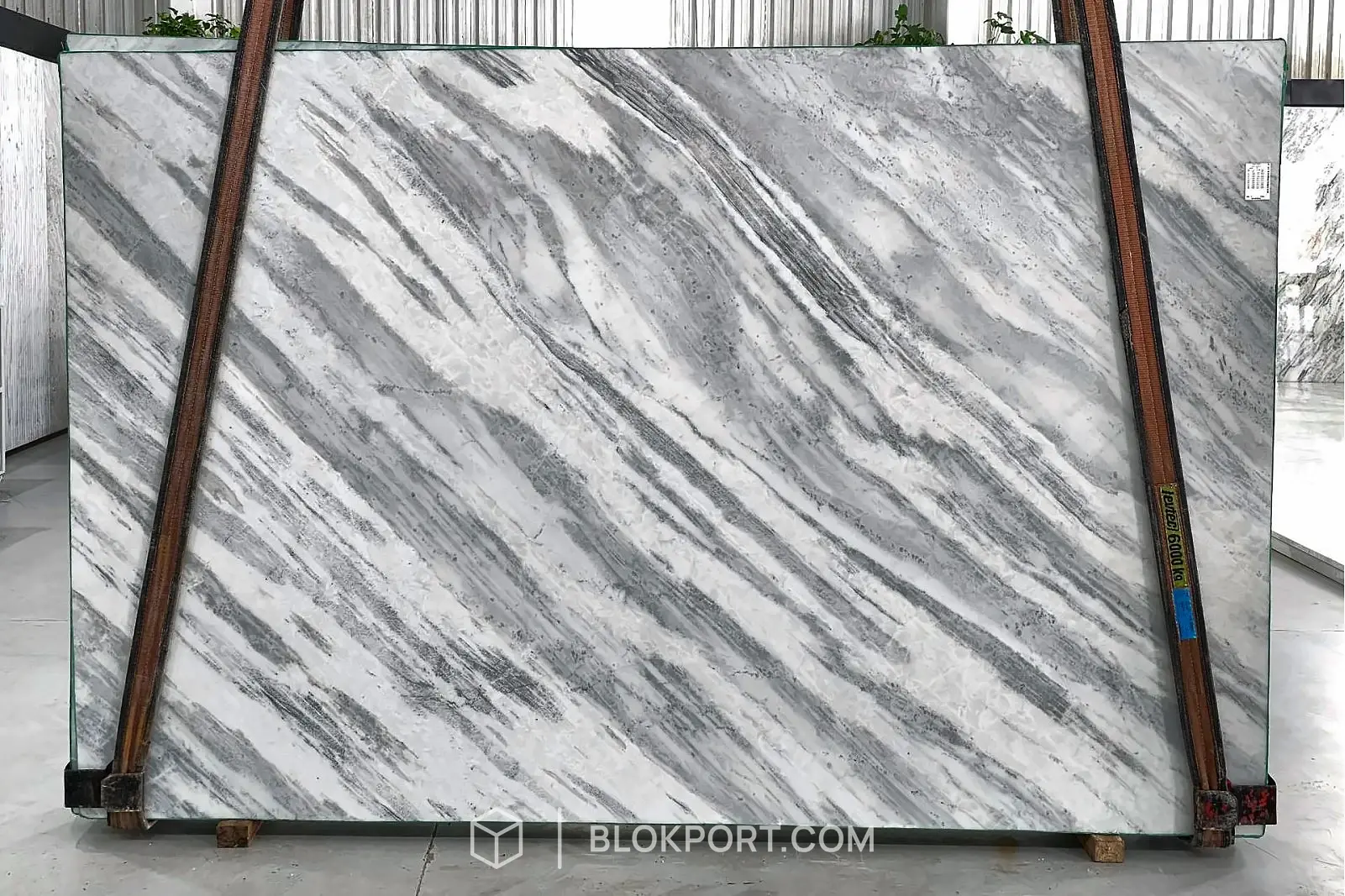 Bianco Celestia Honed