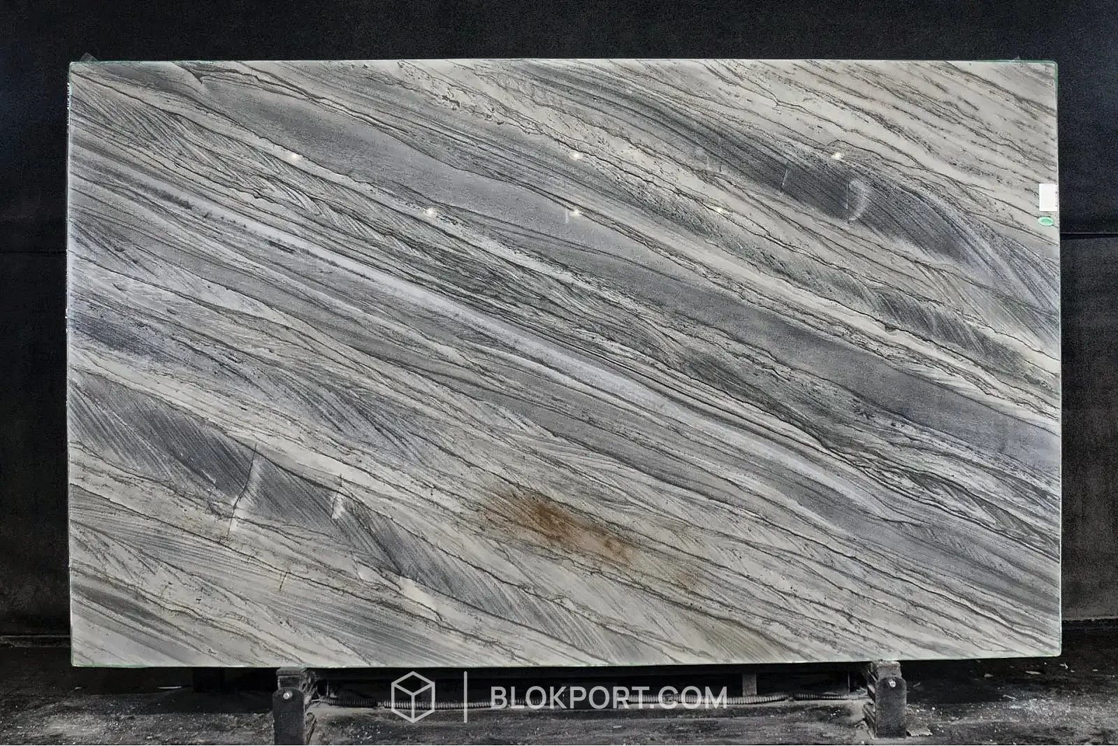 Brilliant Grey Polished