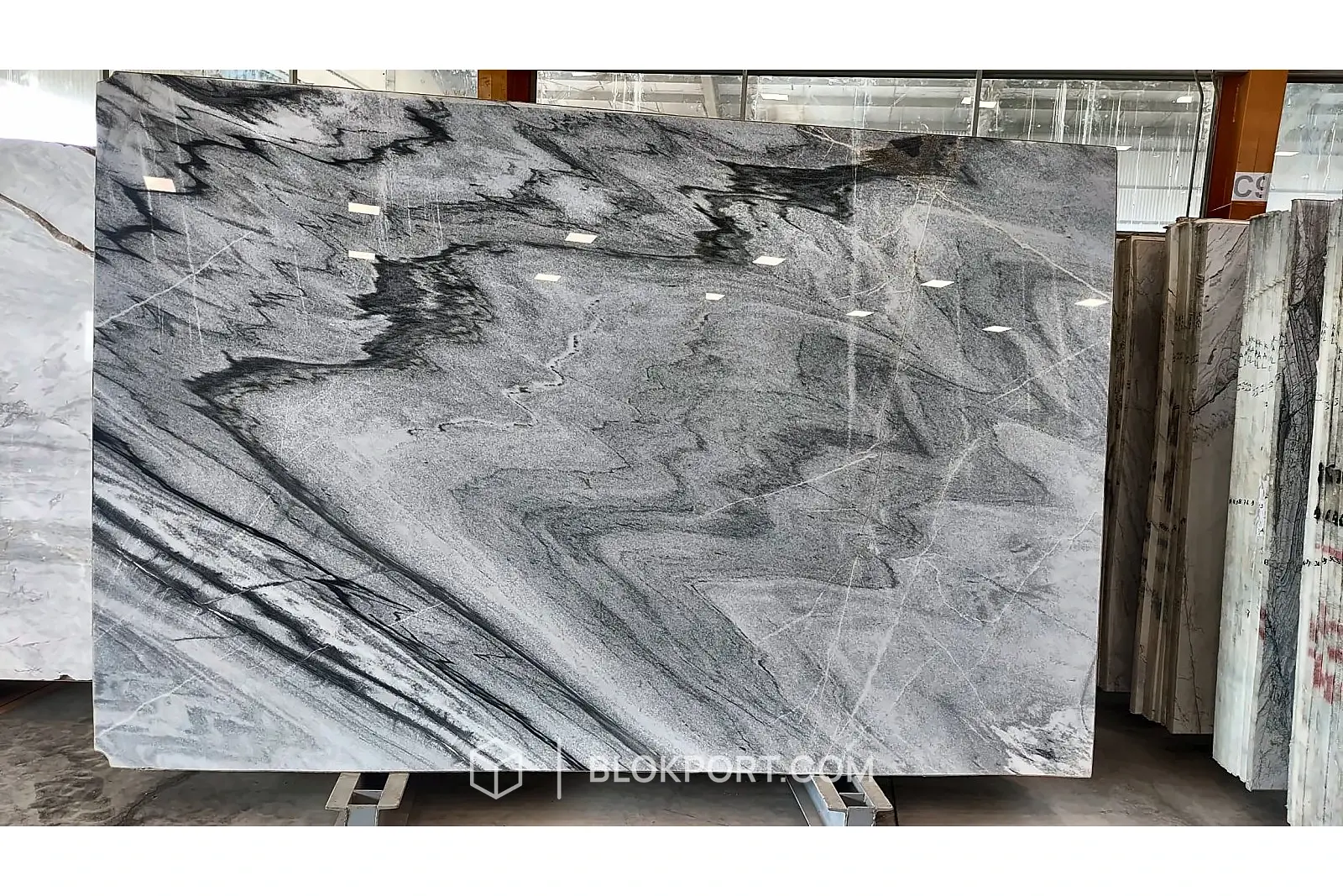 Ruivina Polished