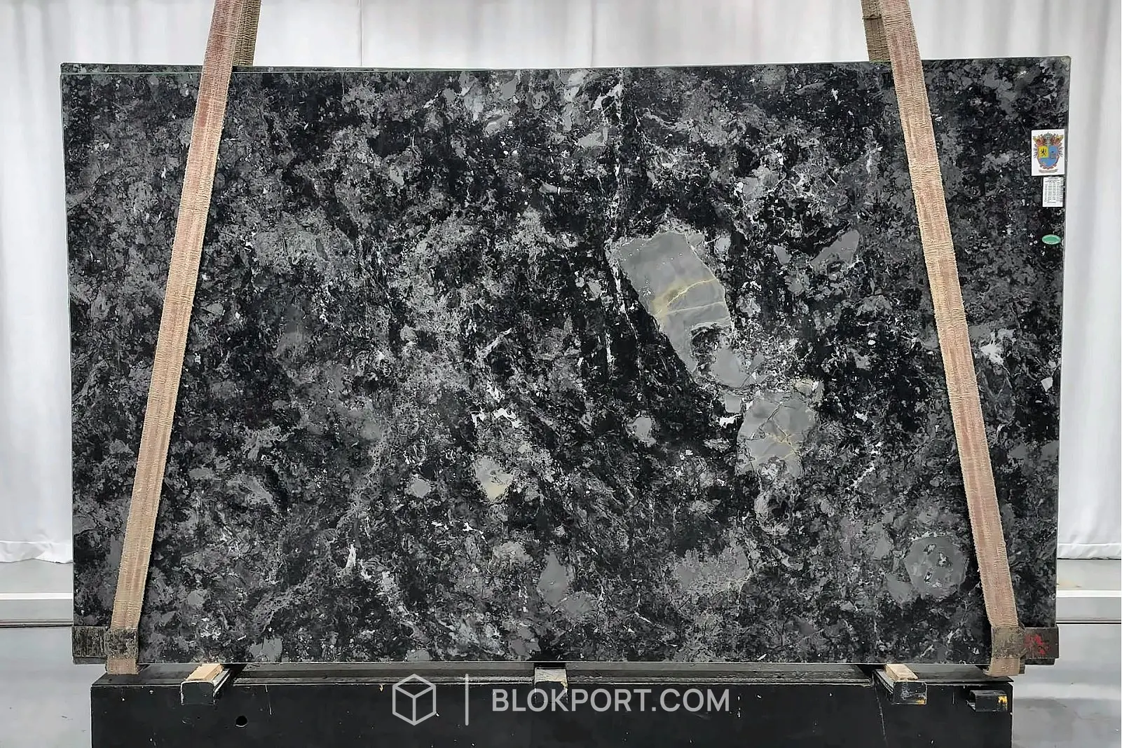 Calacatta Black Polished