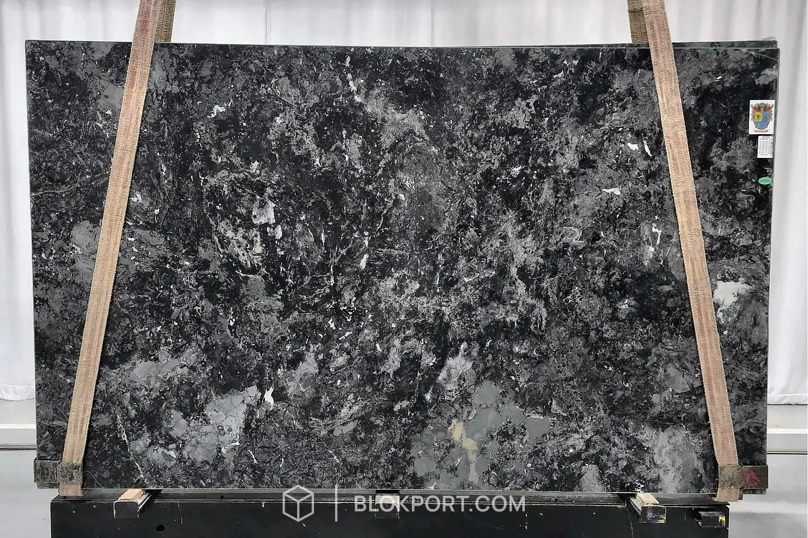 Calacatta Black Polished