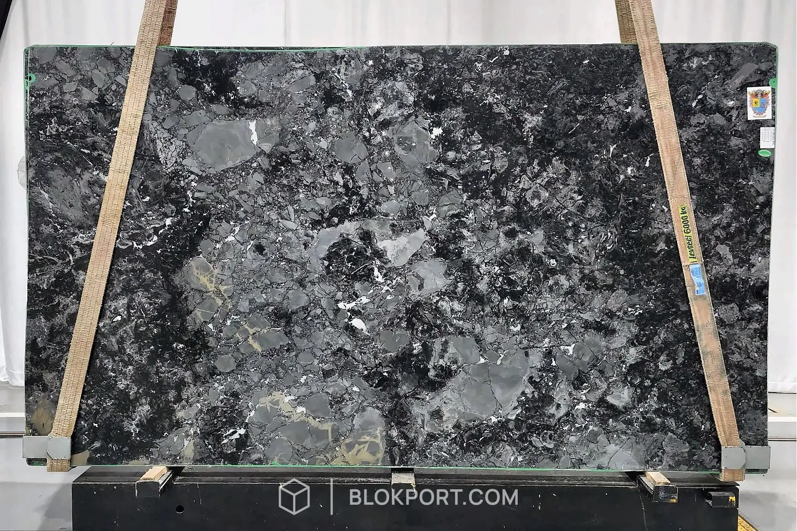 Calacatta Black Polished