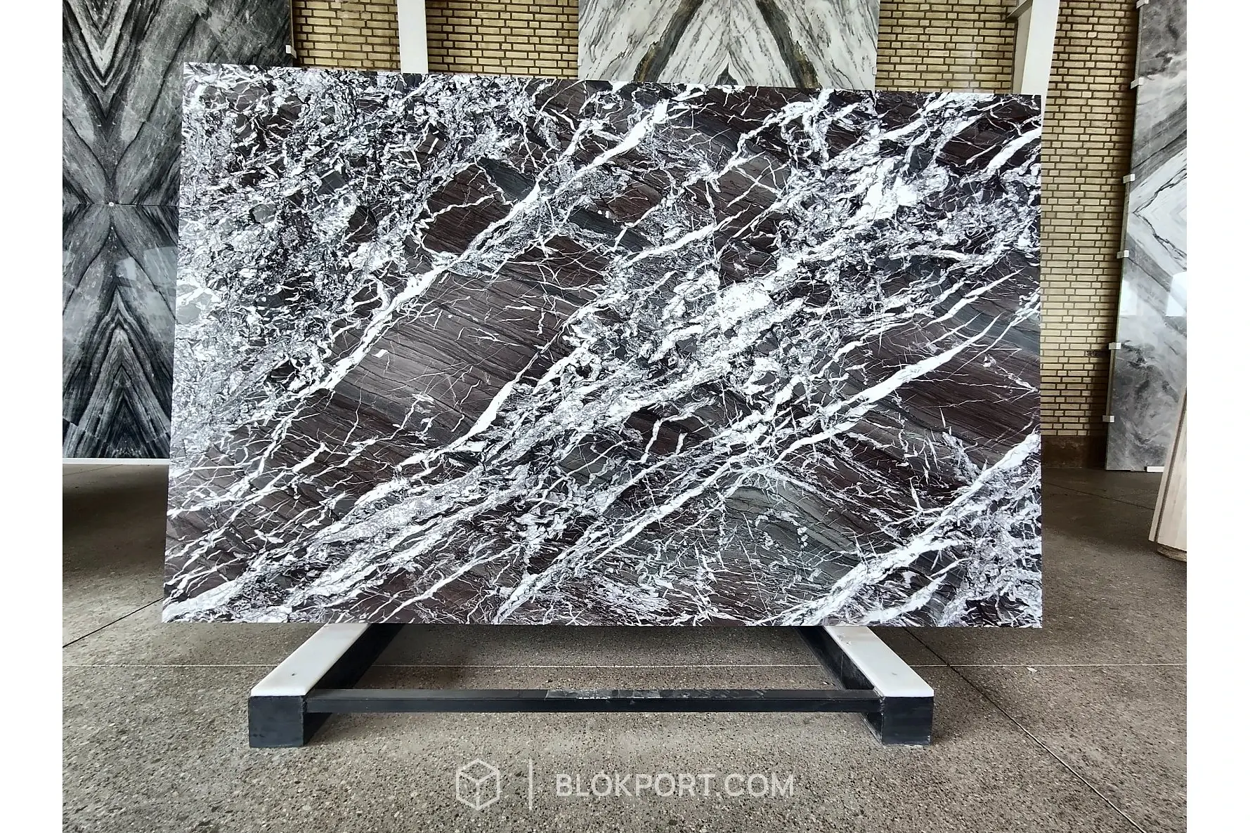 Majestic Rose Polished