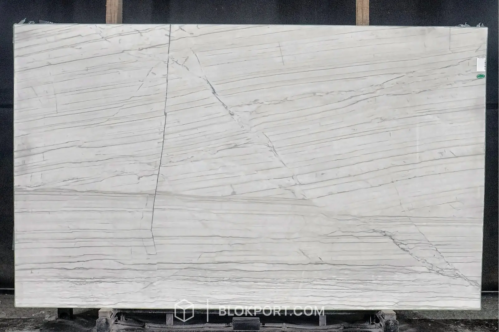 Lux White Polished